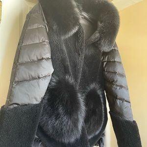Short winter jacket with natural fur